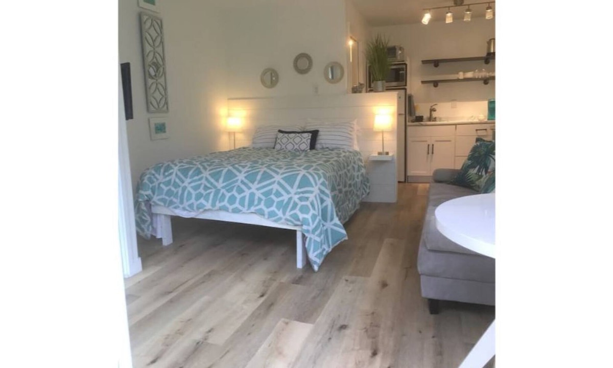 Cornwall Park Apartment | Peaceful Garden Retreat