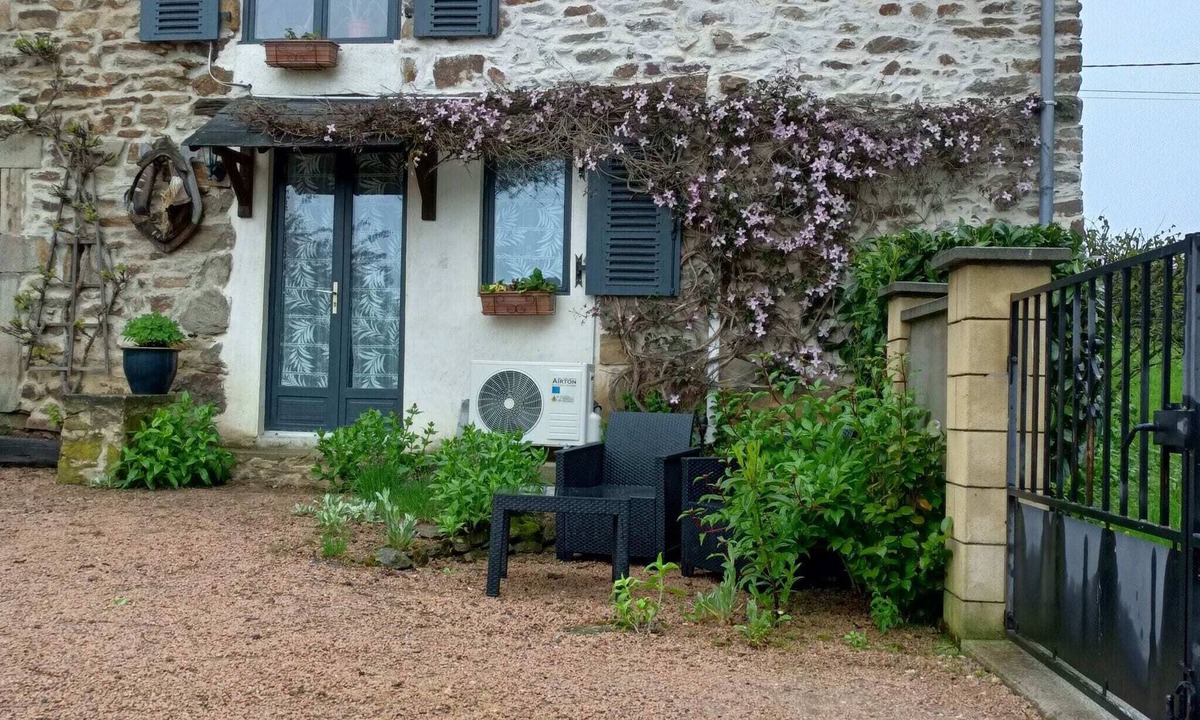 Teilhet House | Peaceful Getaway in Teilhet