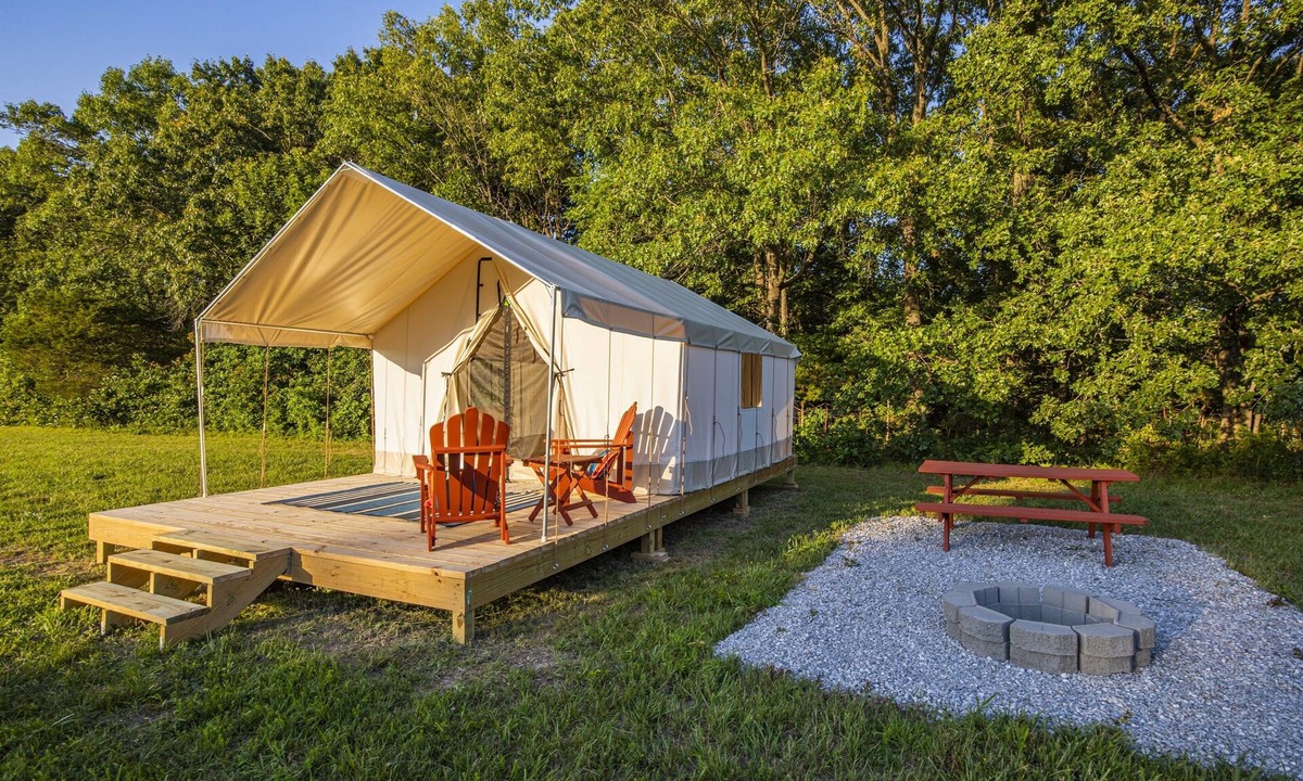 Cassville RV Rental | Peaceful Glamping Retreat at Roaring River