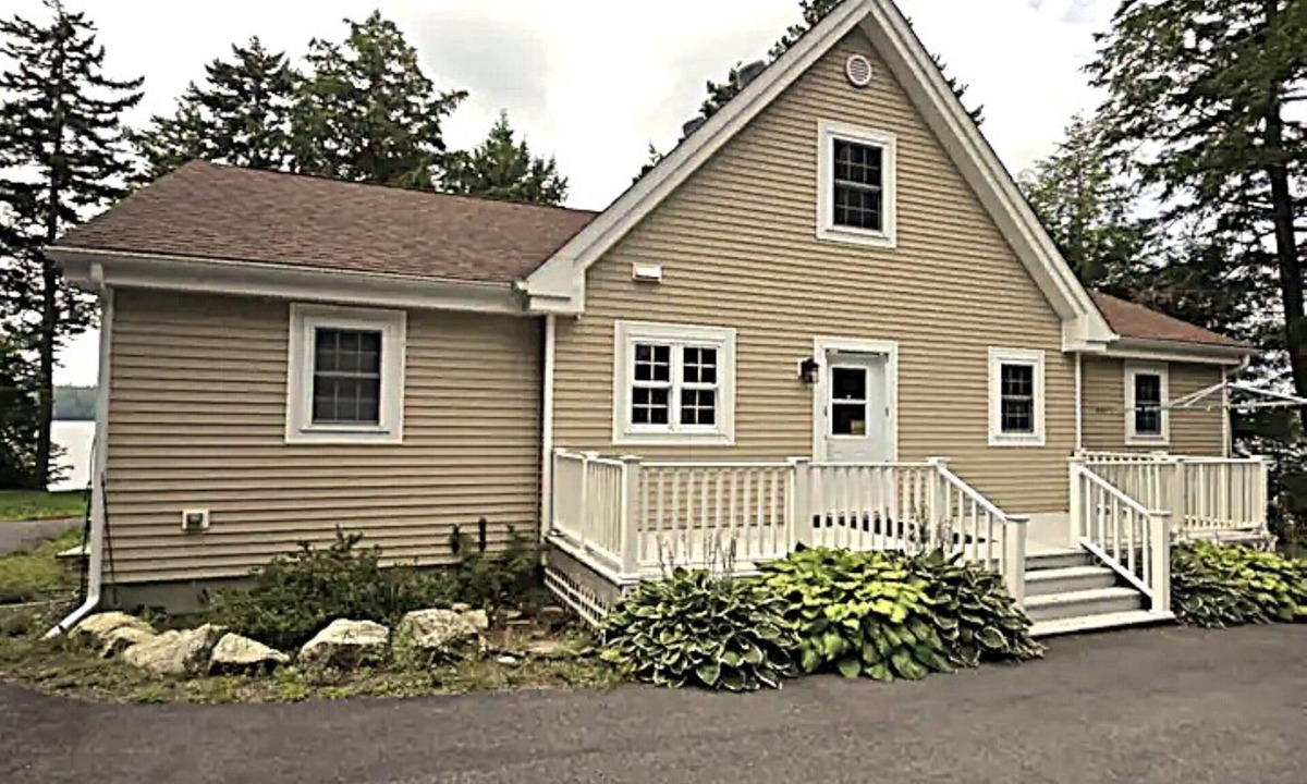 Ellsworth House | Peaceful Green Lake Get-A-Way