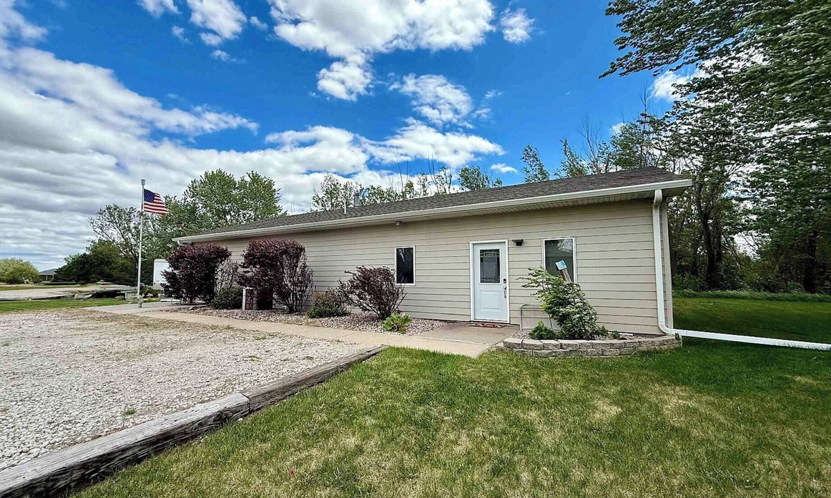 Kearney House | Peaceful Guest House Beside The Elks Golf Course – A Relaxing Country Getaway