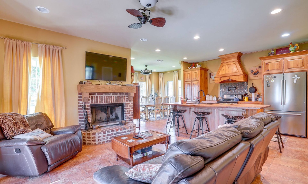 Claiborne Parish House | Peaceful Haynesville Vacation Rental w/Yard!