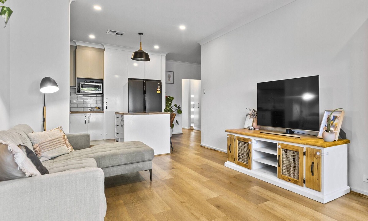 Largs North House | Peaceful Home in Largs North