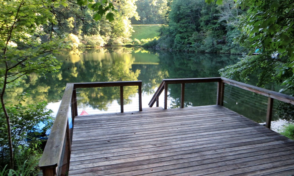 Lake Lure Ski Chalet | Peaceful Lake-front Home with Beautiful View. Swim from private dock!