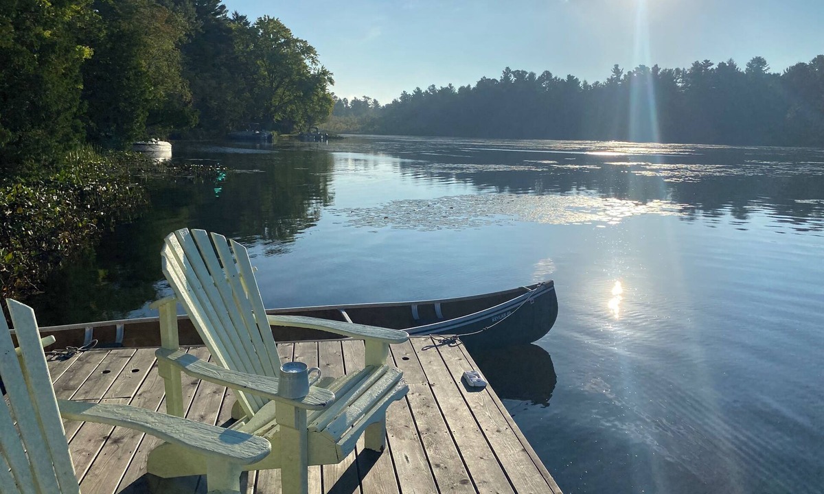Frontenac Cottage | Peaceful Lakefront Retreat On Loughborough Lake
