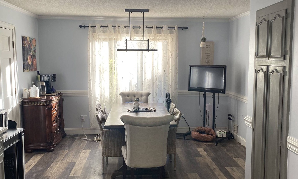 Augusta House | Peaceful Masters Retreat - with lots of Outdoor parking