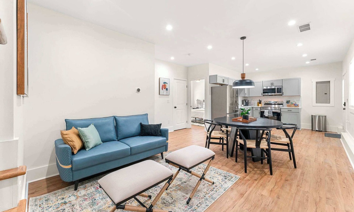 Norcross House | Peaceful & Modern Historic Norcross Home