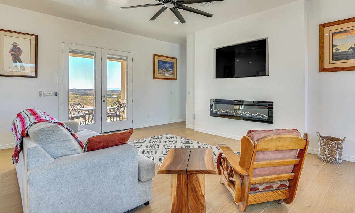 Nogales House | Peaceful Mtn Views! Patagonia Getaway