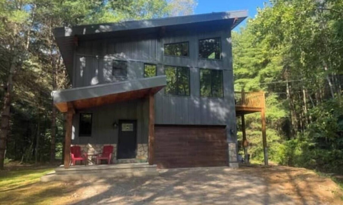 McArthur Cabin | Peaceful Pines