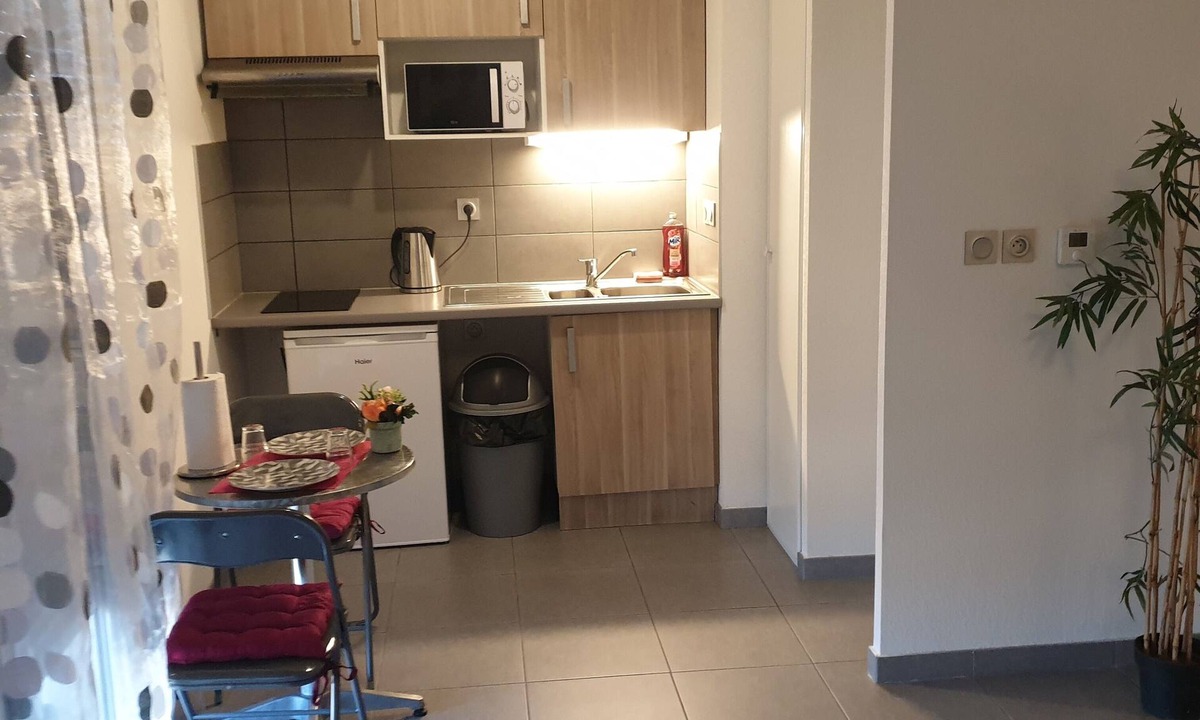 Minimes - Barriere de Paris Apartment | Peaceful quiet studio