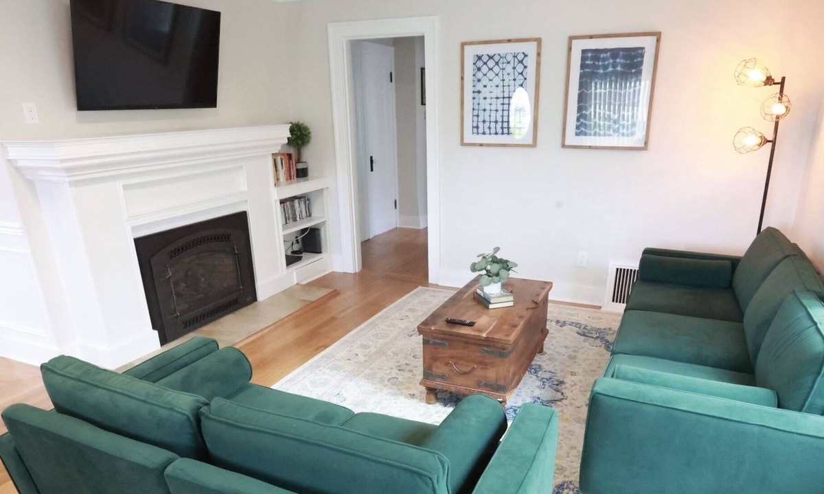 Port Gardner House | Peaceful Sanctuary near Downtown Everett