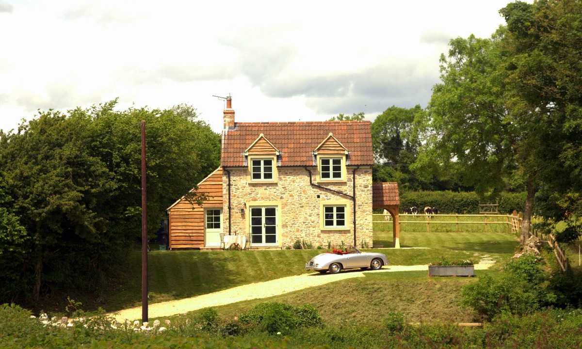Radstock Cottage | Peaceful, scenic,cosy cottage near Wells and Frome