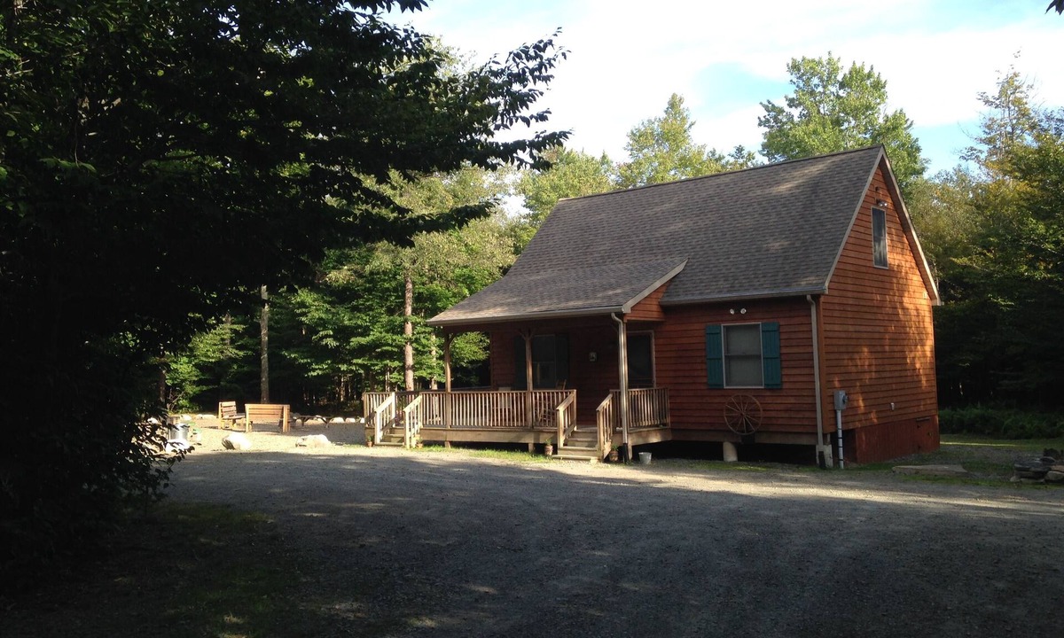Morris Run Cabin | Peaceful, secluded family vacation cabin near PA Grand Canyon and Wellsboro.