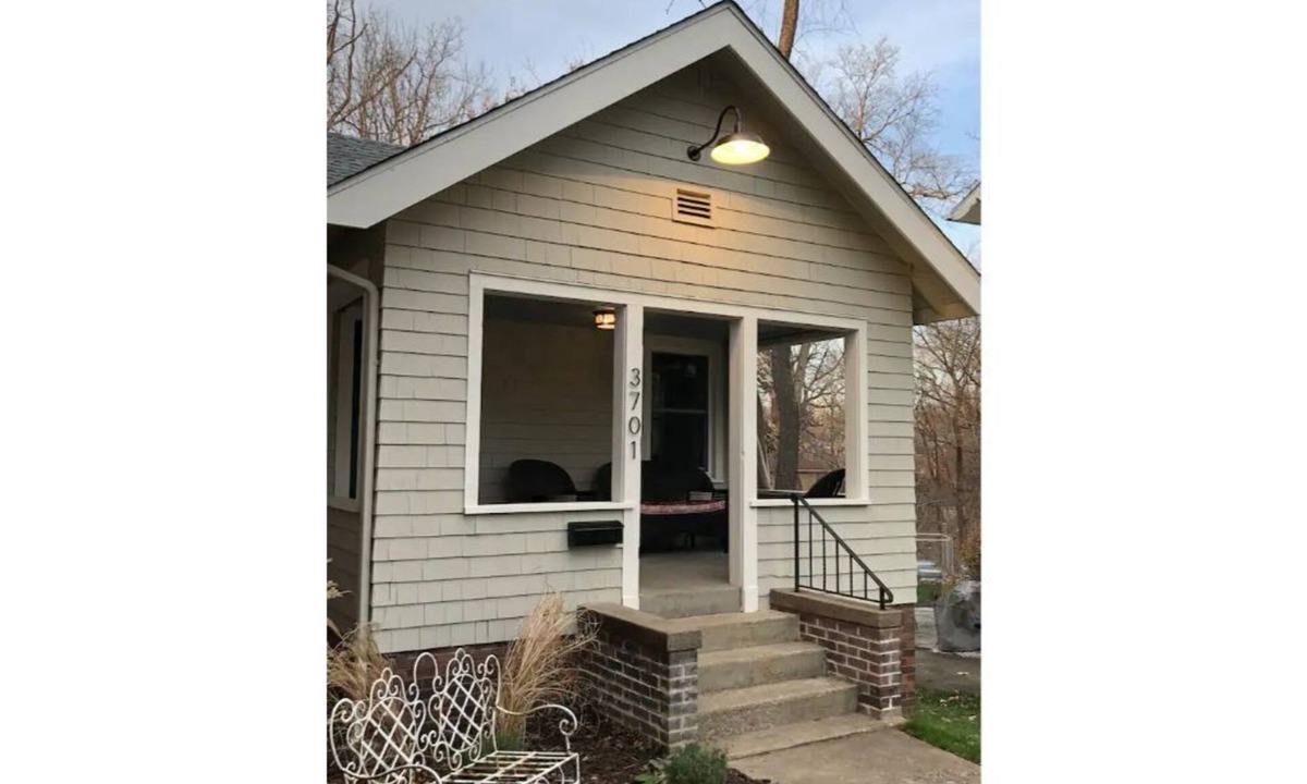 Beaverdale House | Peaceful Setting & Modern Style