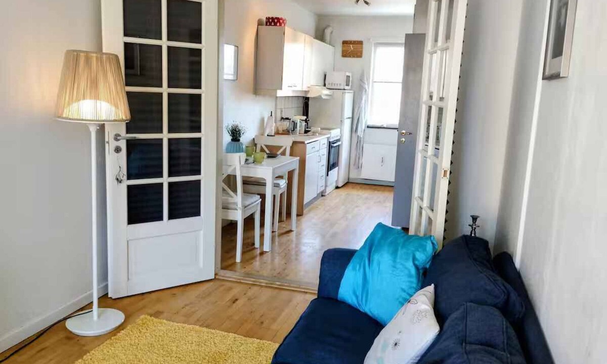 Virum Apartment | Peaceful stay close to nature and city