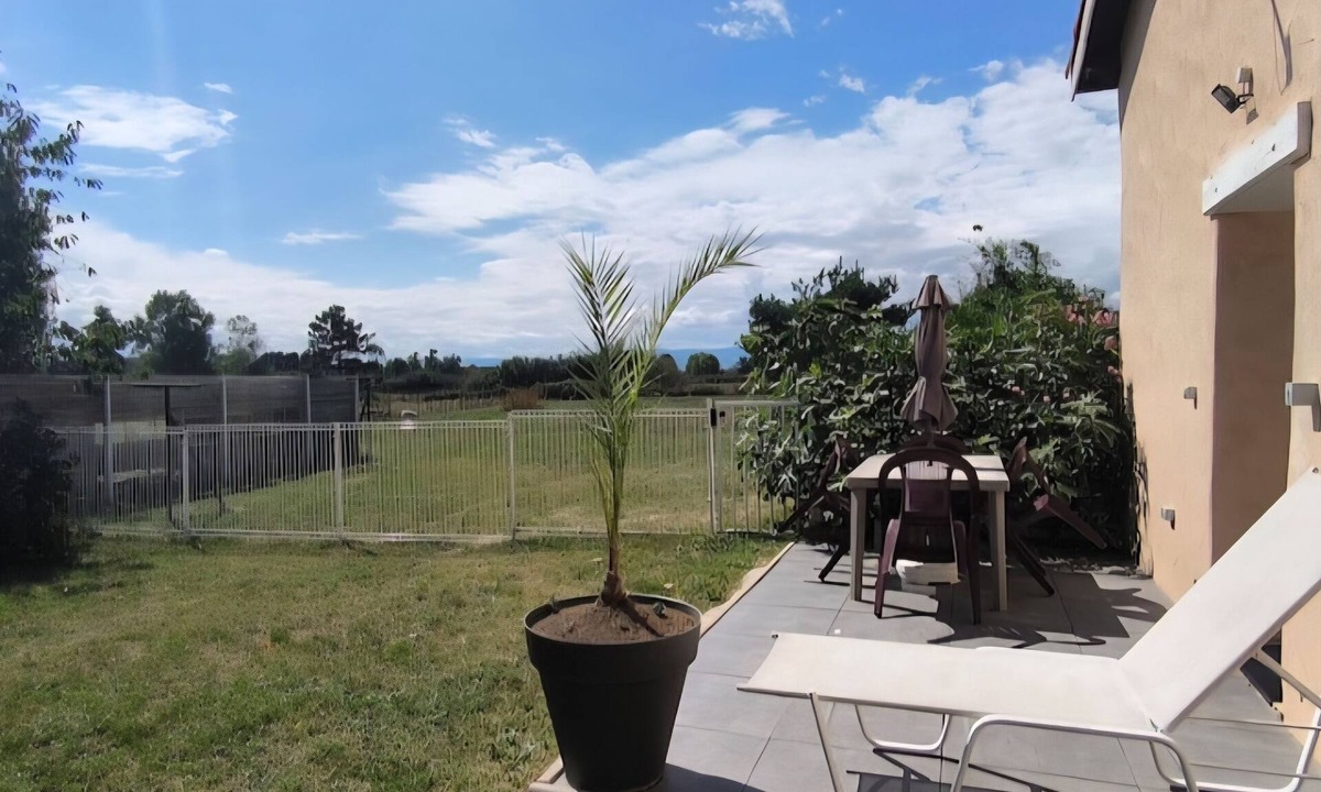 Saint-Cyprien Apartment | Peaceful studio