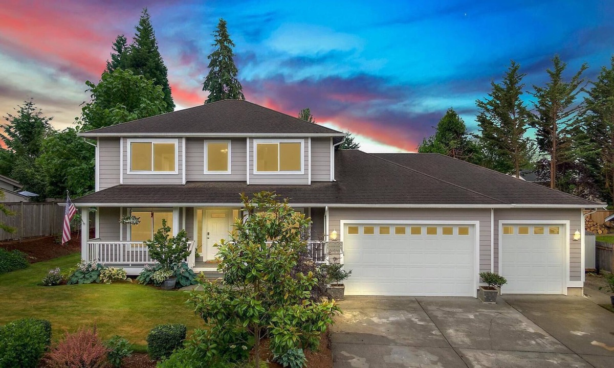 Black Diamond House | PEACEFUL!