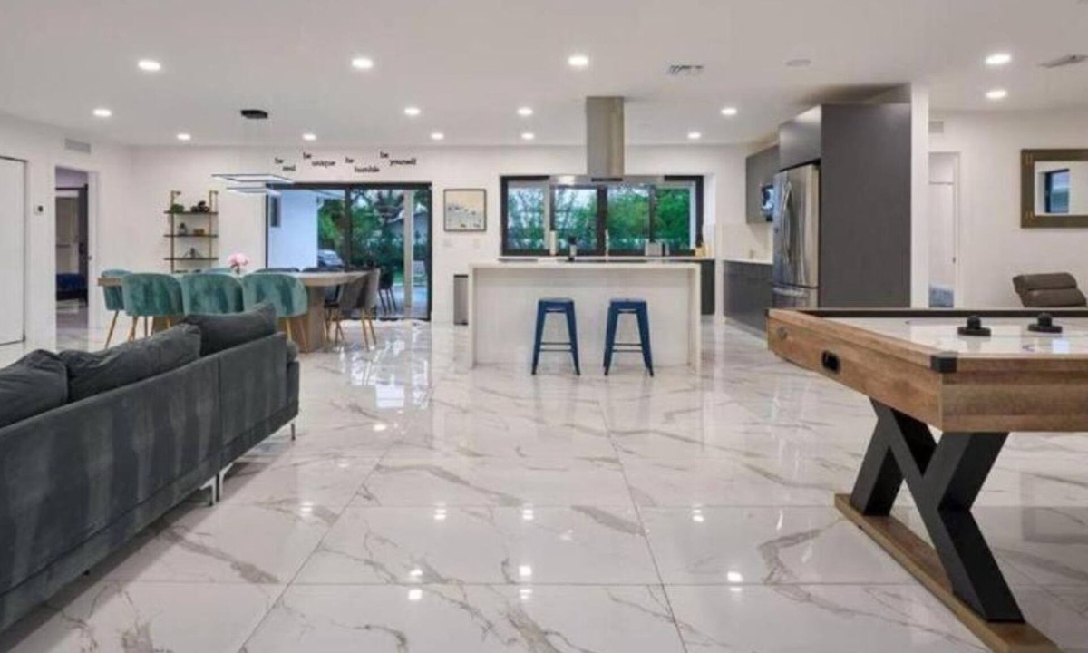 Emerald Hills Villa | Peaceful Villa by Glam Homes