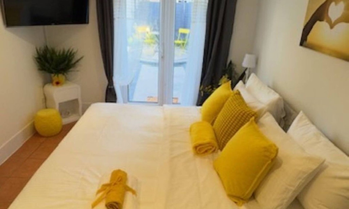 Chelmsford Apartment | Peacefull Springfield Studio Flat.