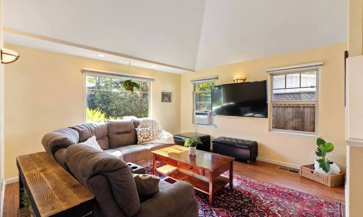 San Luis Obispo House | Peach St Bungalow | Stylish Walkable Retreat