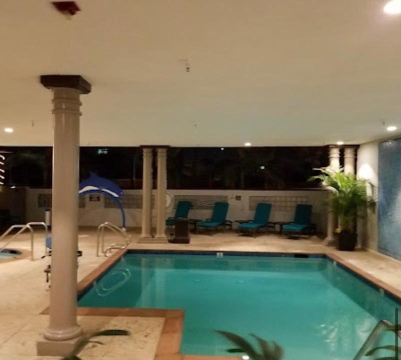 Anaheim Resort Apartment | Peacock Suites