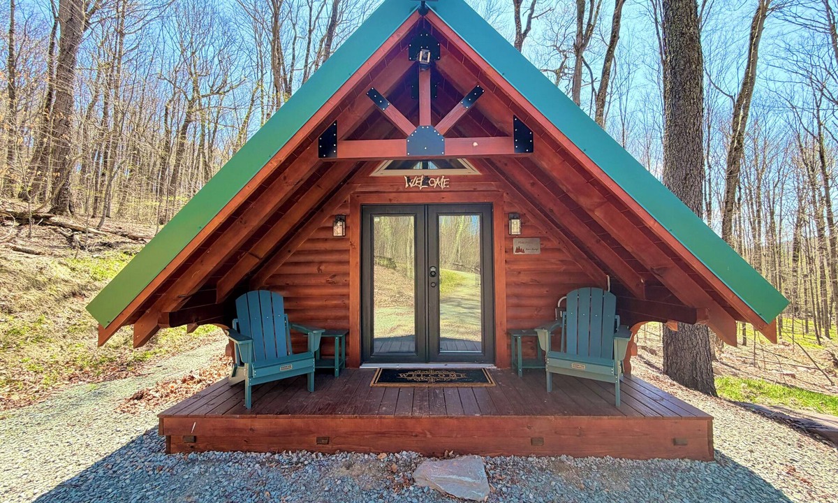 Bloomville Cabin | Peak Forest Cabin in the Woods