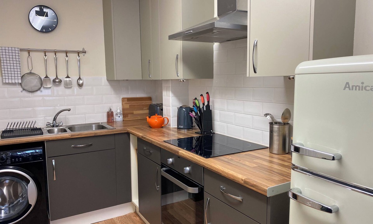 Giltbrook House | Peak House | Ilkeston