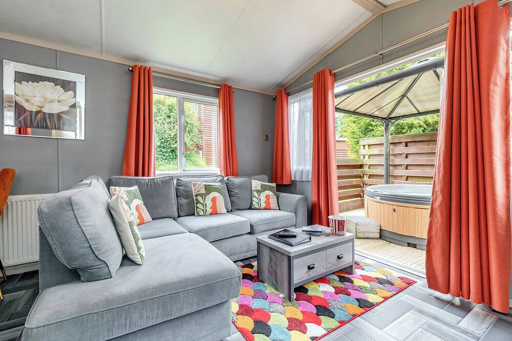 Longnor Ski Chalet | Peak Luxury Lodge Pet Friendly