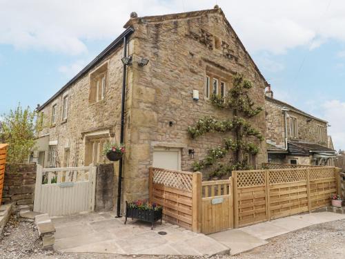 Barnoldswick House | Pear Tree Cottage at Hey Farm