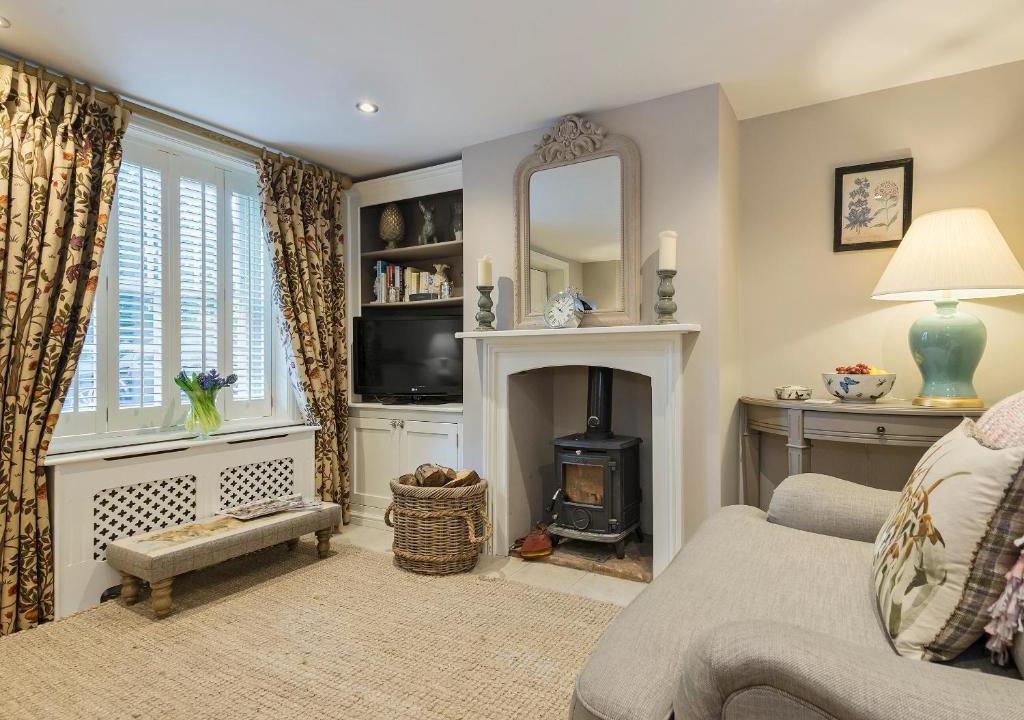 Louth House | Pear Tree Cottage