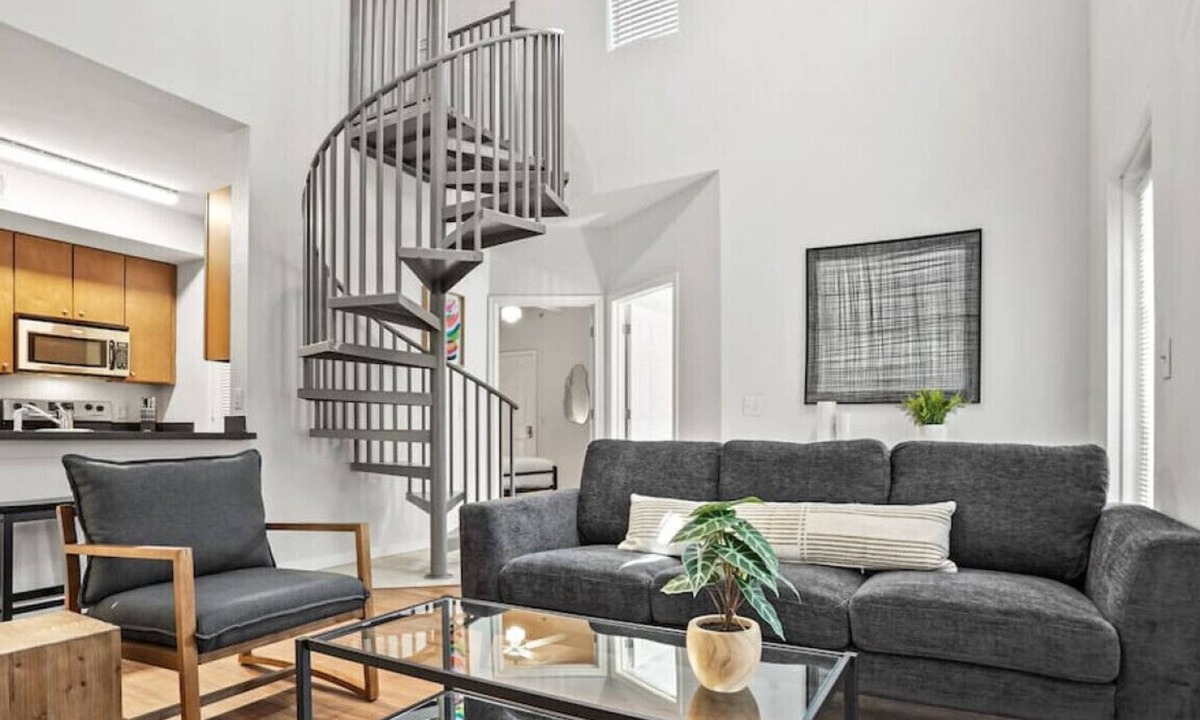 West Campus Apartment | Pearl #605 xxxxxxxxx