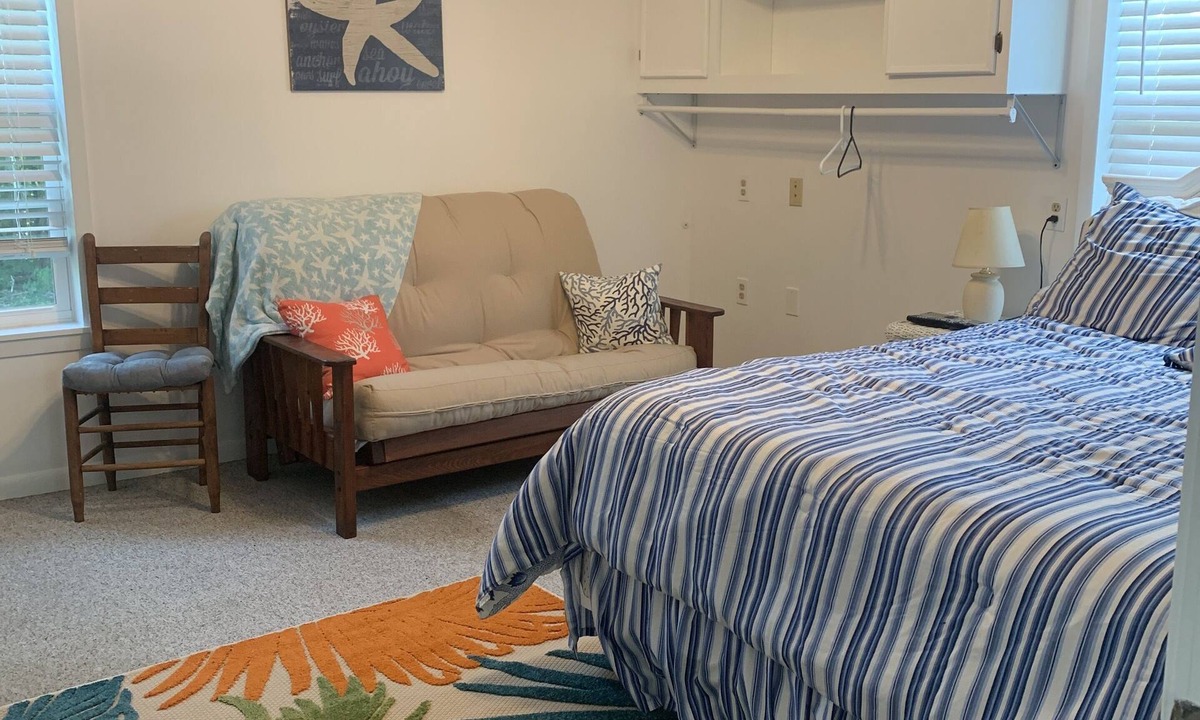 Long Mott Apartment | Pearl Apartment