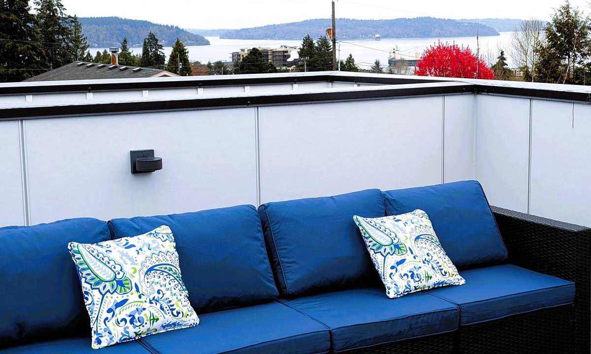 West End House | Pearl Collection #A -Puget Sound Views/Rooftop Deck/Chef's Kitchen/EV Ready Home