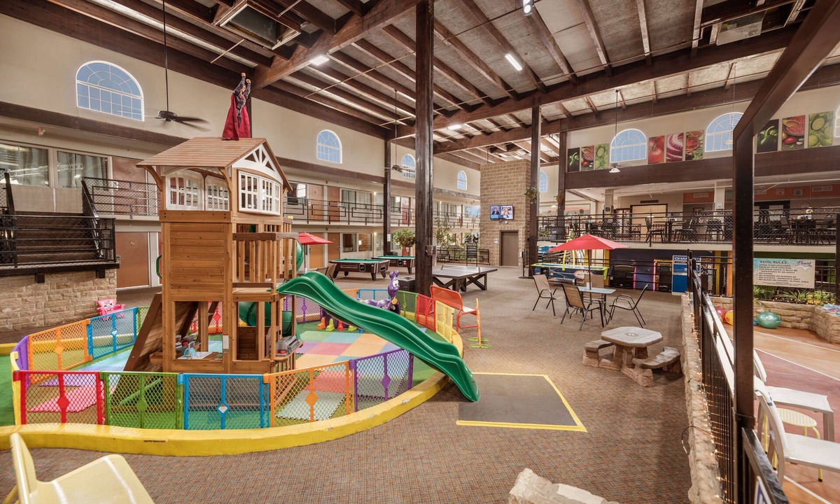 San Angelo Hotel | Pearl on the Concho