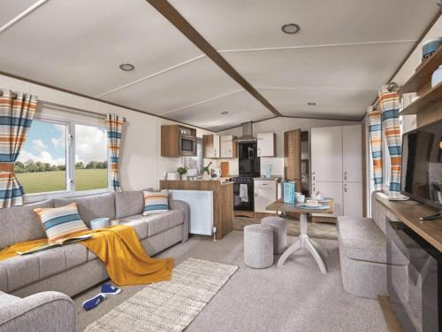 Cockburnspath House | Pease Bay Essential Clover Caravan 1