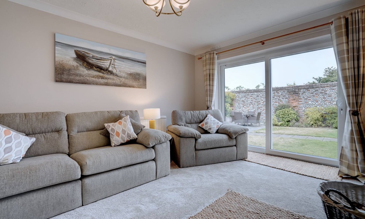 Winterton-on-Sea House | Pebblelight | Winterton Cottages