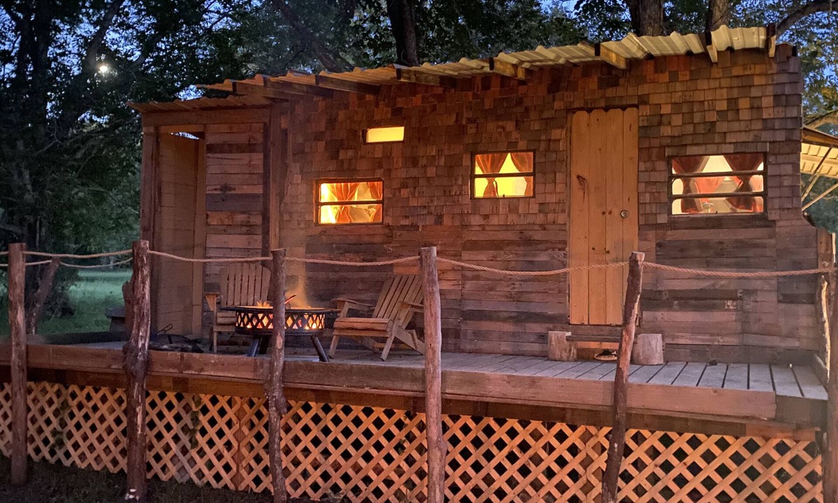 Huntsville Cabin | Pecan Grove Cabin on 15 acres near a creek