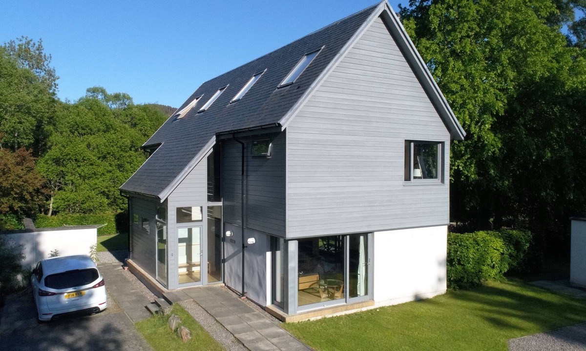 Marybank House | Peffer Lodge, Strathpeffer, Scottish Highlands