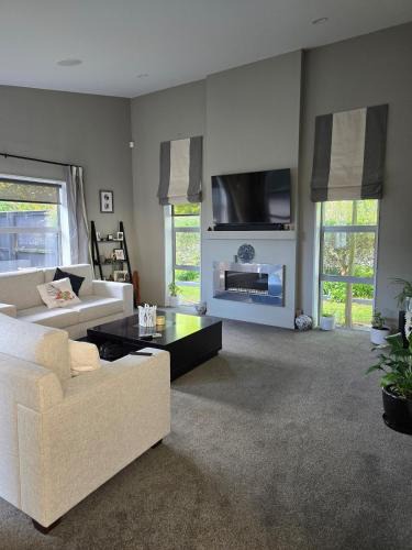 Pegasus House | Pegasus Golf course Awaiting