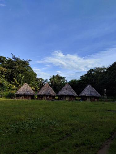 Sulawesi Resort | Pekkae ecolodge and cafe