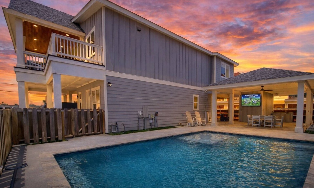 Leeward Sands House | PEL607 After Dune Delight, Private Heated Pool, Parking for 5