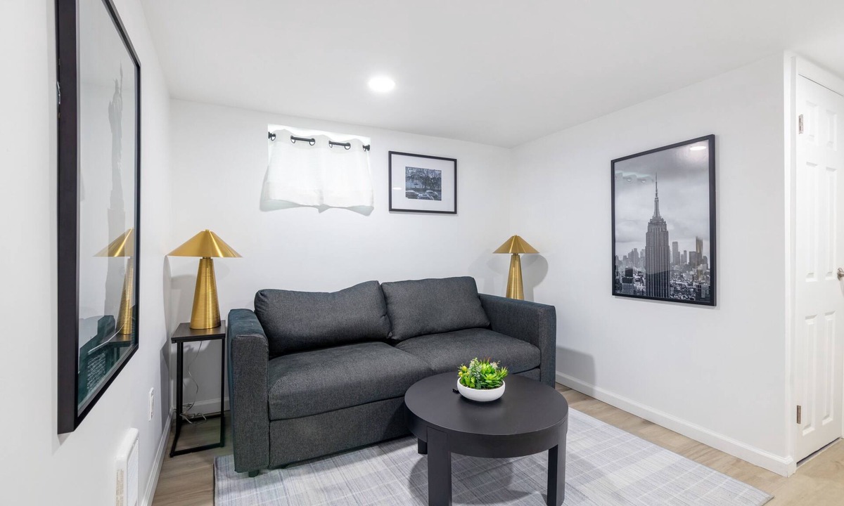 Pelham Apartment | Pelham Haven Suite in Pelham, New York