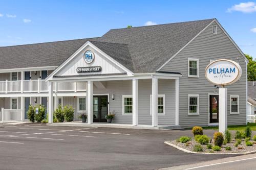 West Dennis Hotel | Pelham on Main