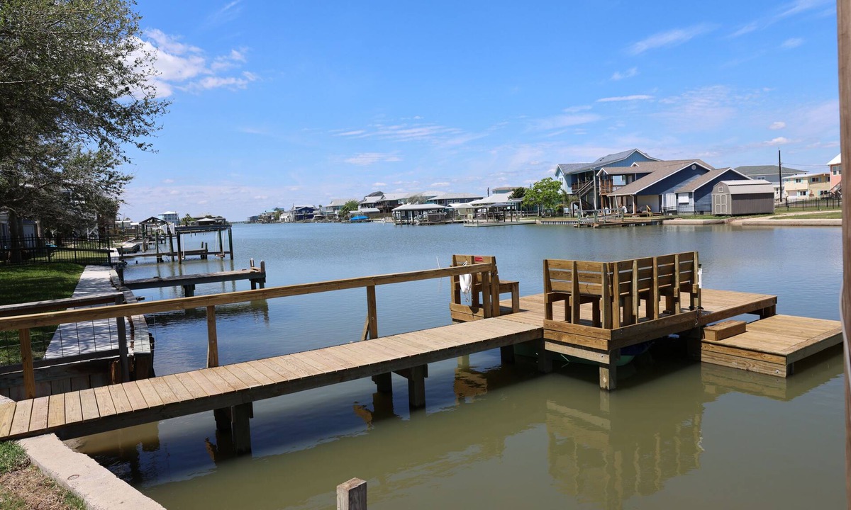 Rockport House | Pelican Cove - Canal Home Located in Copano Ridge