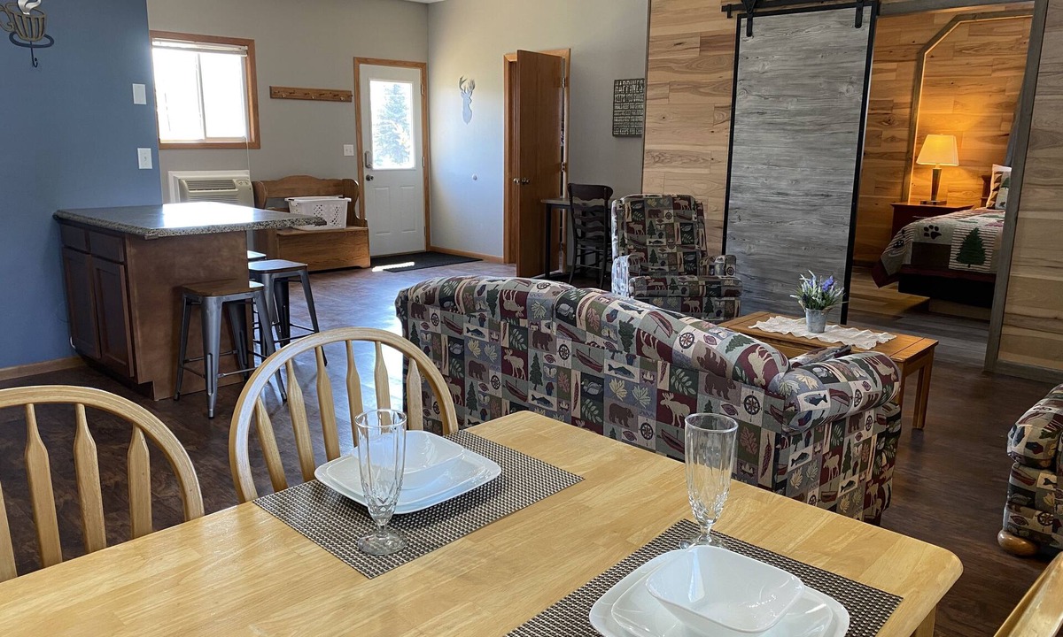 Pelican Rapids Hotel | Pelican Motel