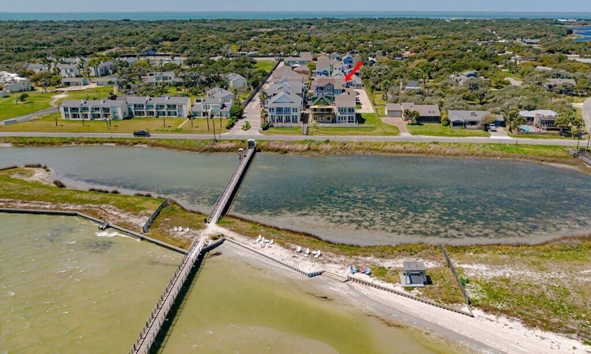 Sailhouse House | Pelican Point at Sailhouse with Pool and Pier