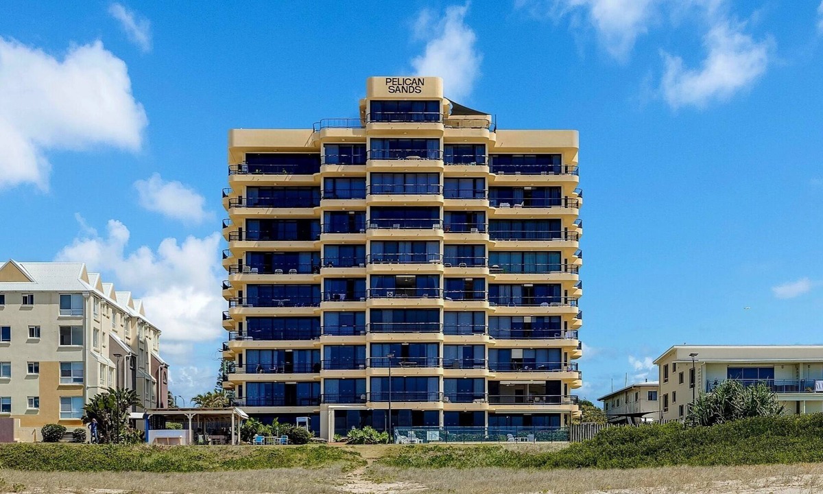 Tugun Apartment | Pelican Sands Beach Resort