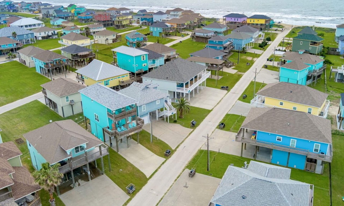 Port Bolivar House | Pelicans Landing - Super cute 2 bedroom with a great Gulf view!