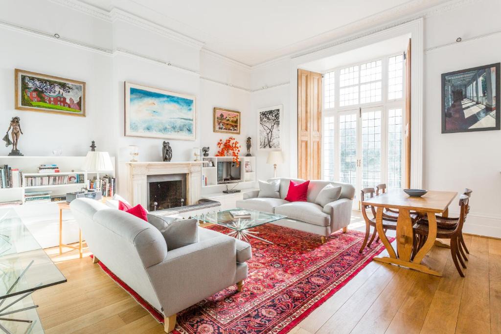 Pembridge Apartment | Pembridge Villas IV by Onefinestay