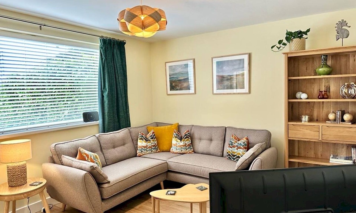 Pembroke Dock House | Pembroke Dock Hidden Gem - Pass the Keys